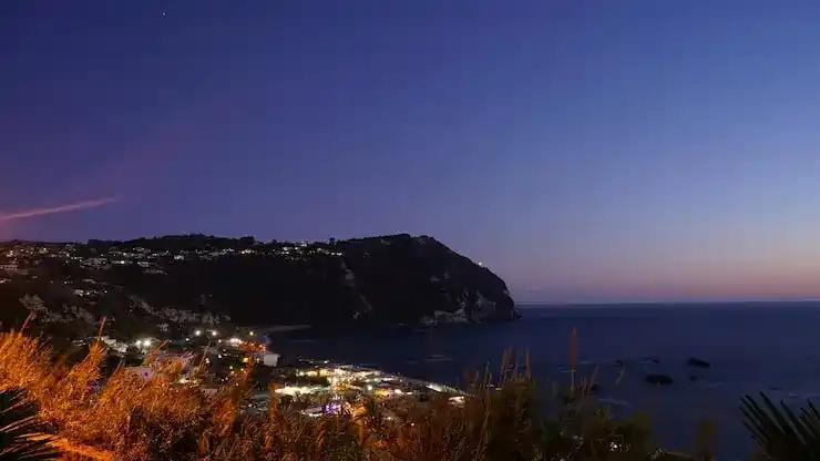 移居希腊：面朝地中海，开启慢节奏养老生活