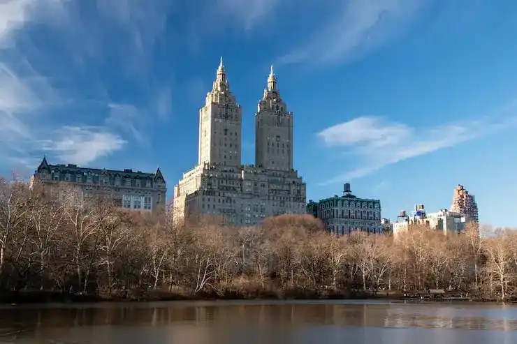 芬兰移民申请的律师费用大概是多少？是否有统一标准？