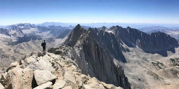 更换保加利亚新居留卡需要提供哪些材料？流程是什么？