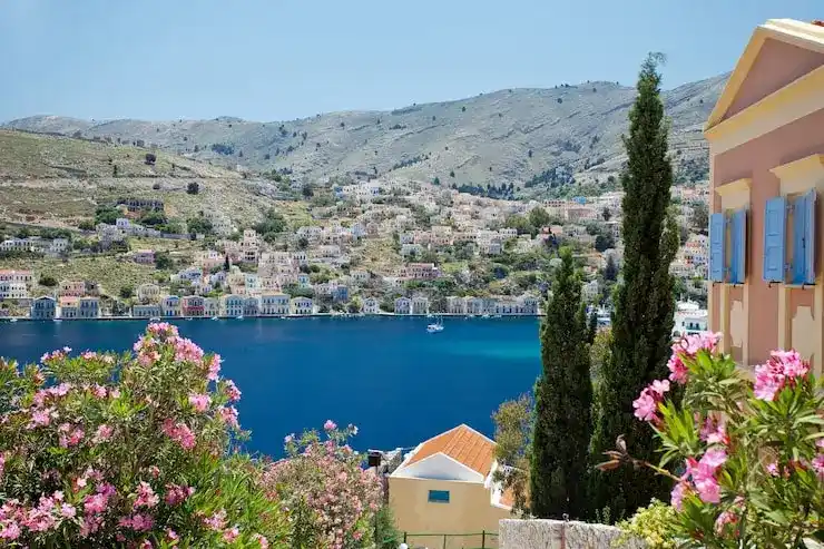 希腊移民房产改造，如何将商业楼改造为高收入loft公寓？